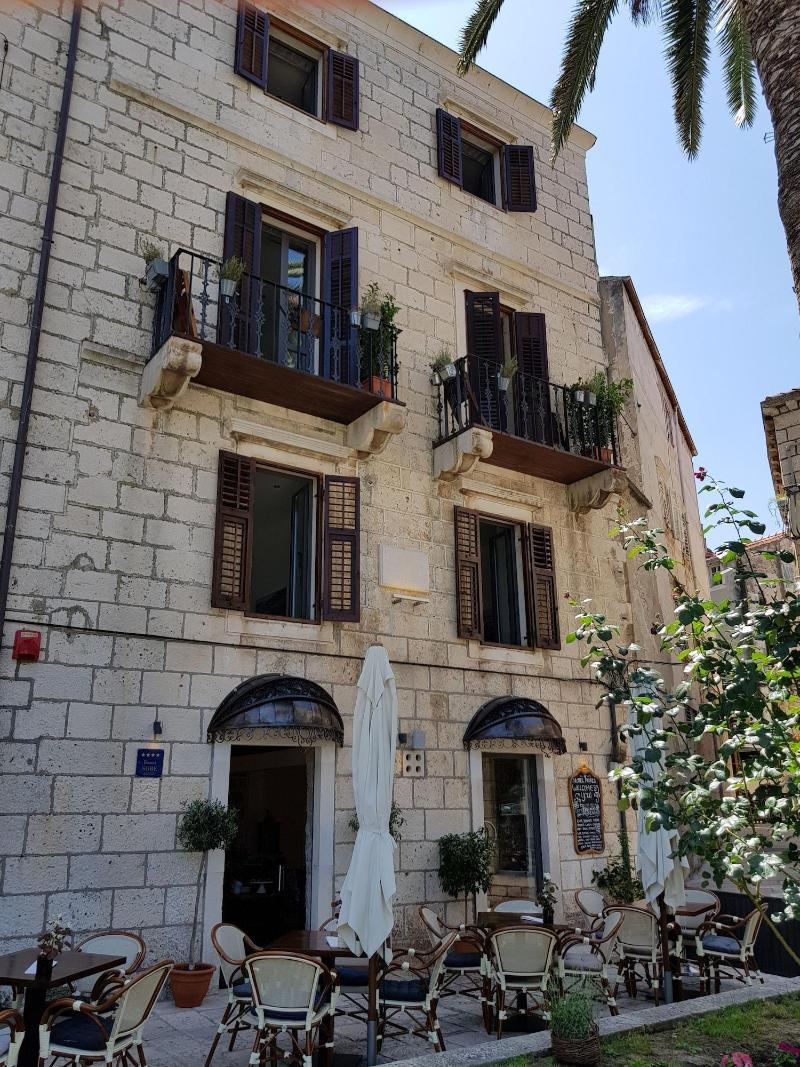 Hotel Fabris -Luxury Inn