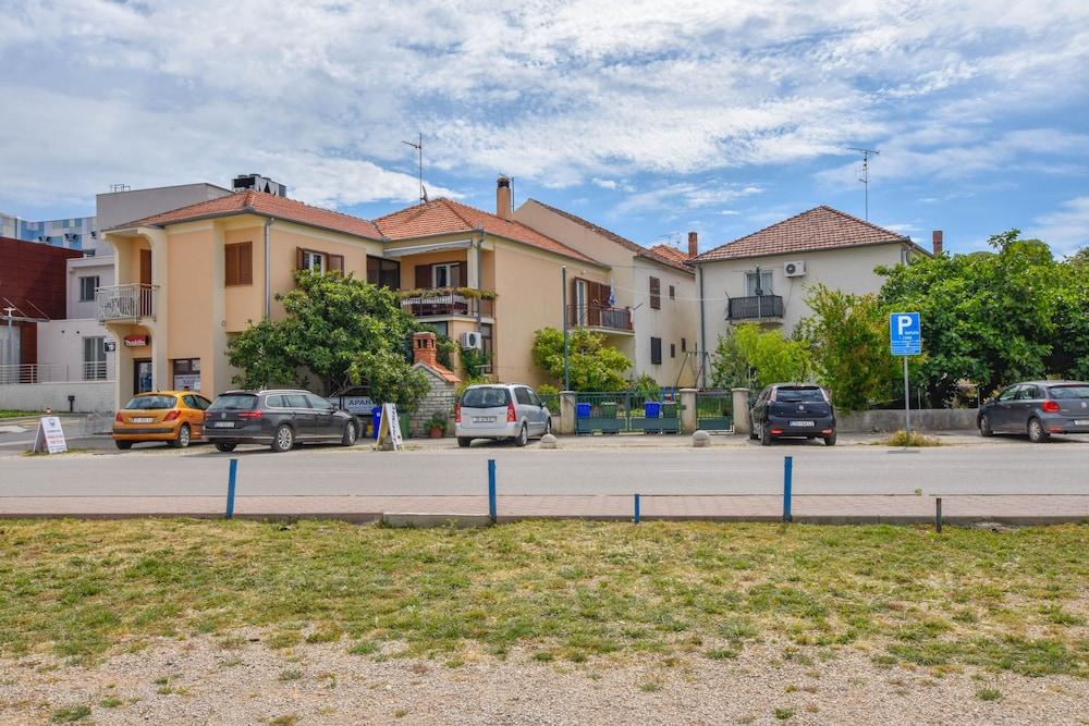 Apartment Desa