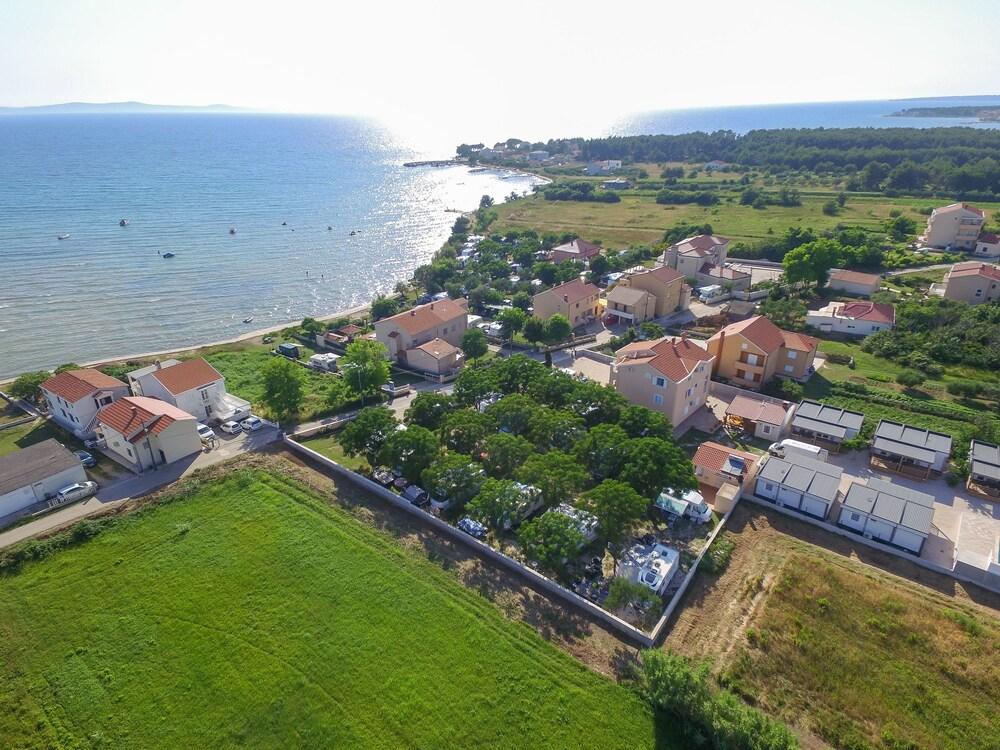 Apartments Medanic
