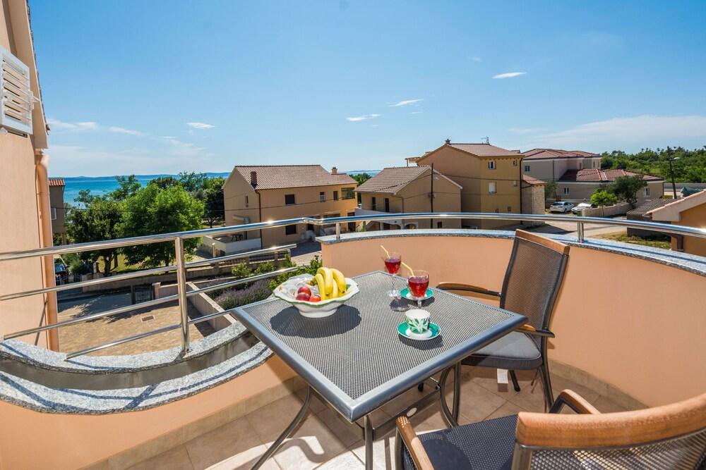 Apartments Medanic