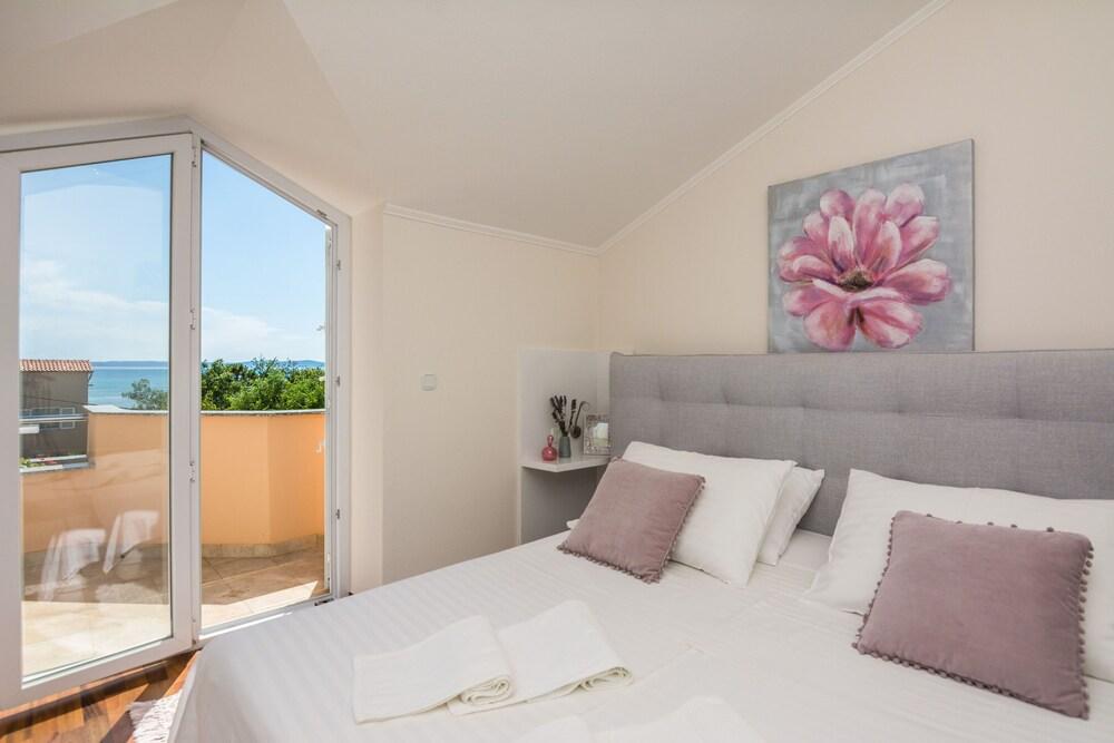 Apartments Medanic