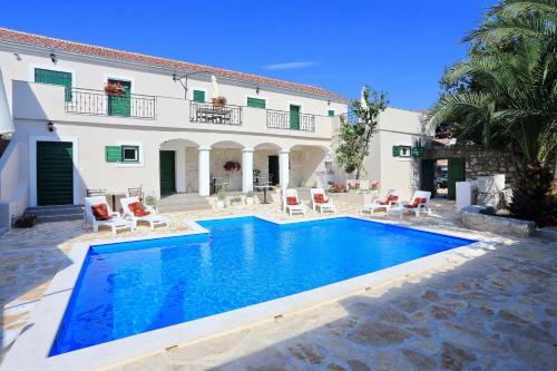 Didovi Dvori