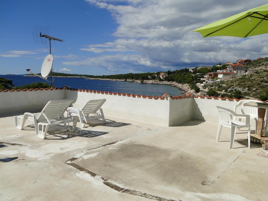 Apartments Roko Bilo