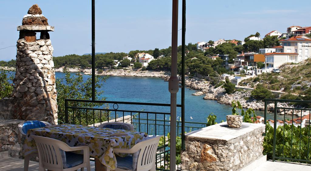 Apartments Roko Bilo