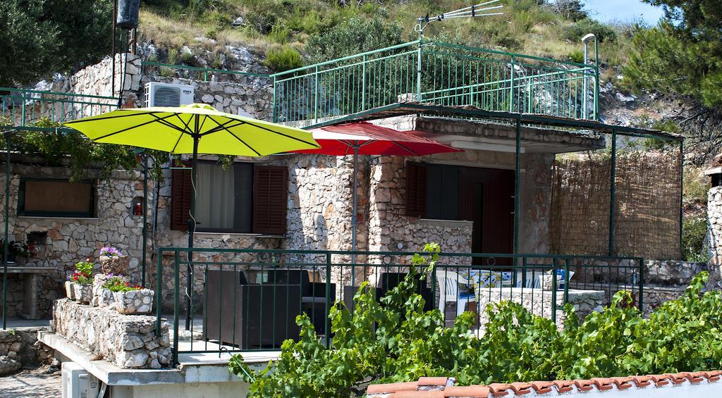Apartments Roko Bilo