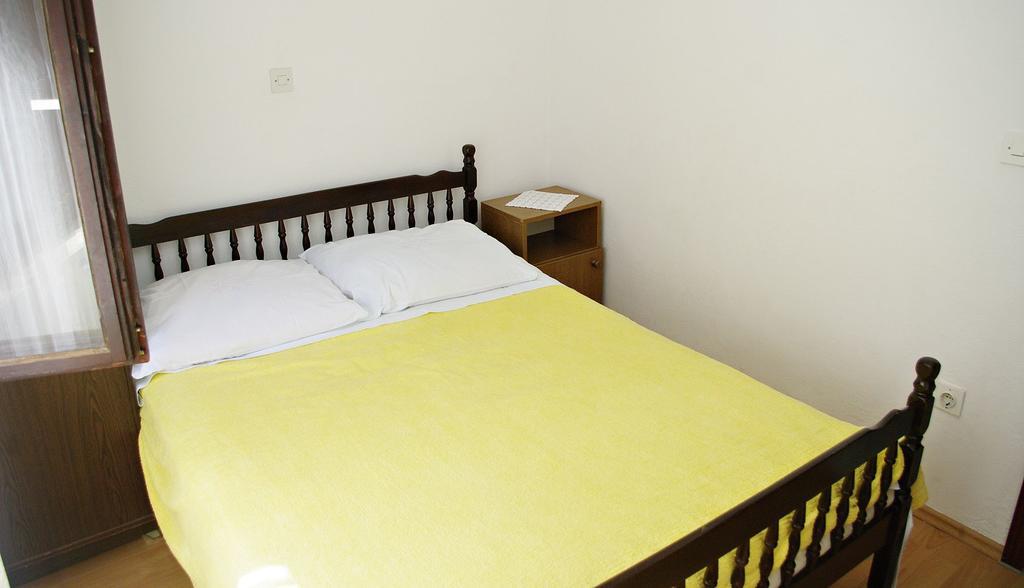 Apartments Roko Bilo