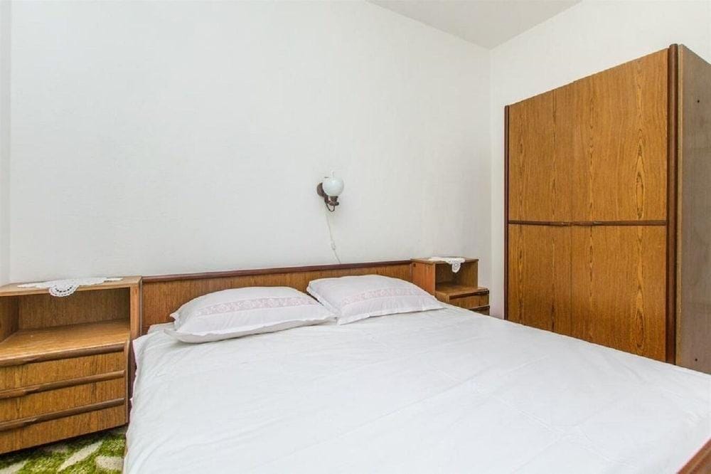 Apartments Jerka