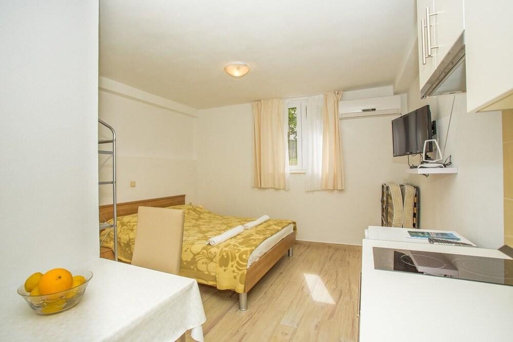 Apartments Pinsa