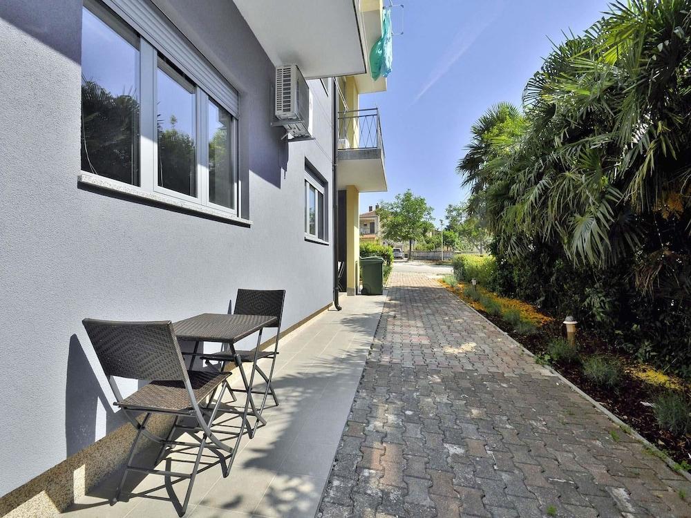 Apartments Daniel
