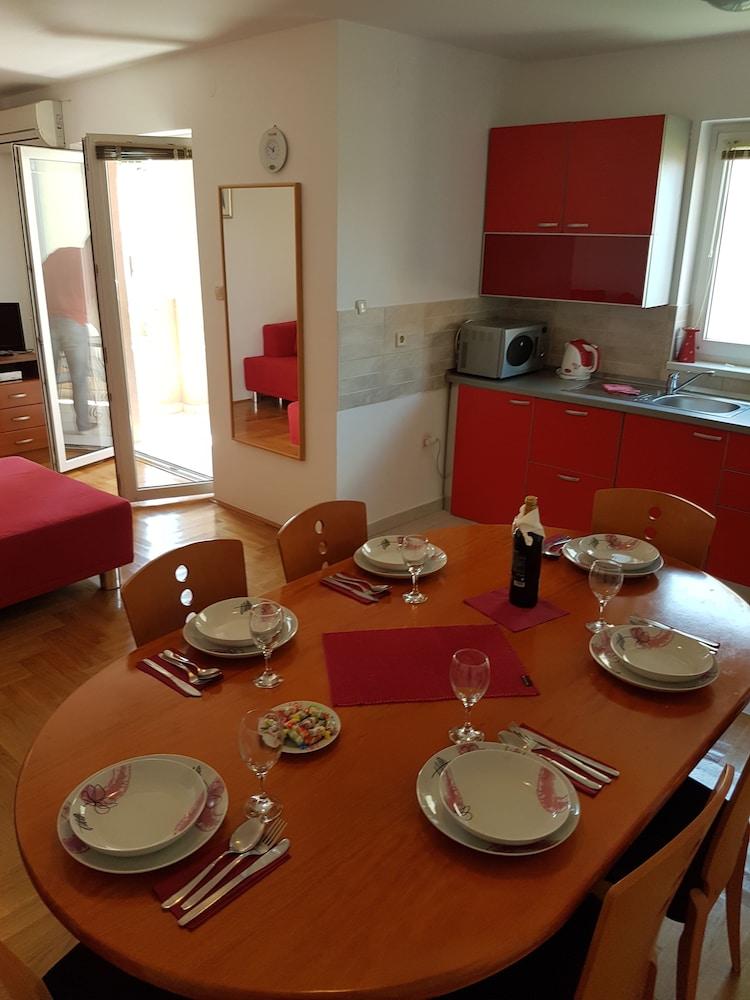 Apartments Dunja Malinska