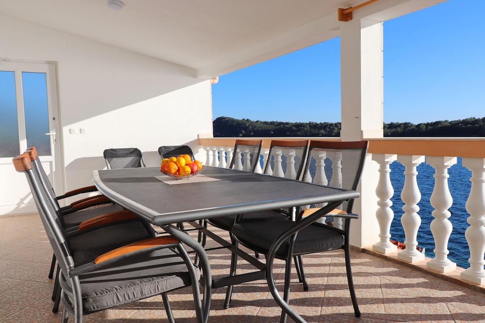 Apartments Villa Senija