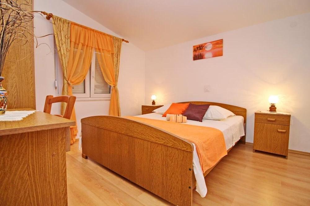 Apartments Villa Senija