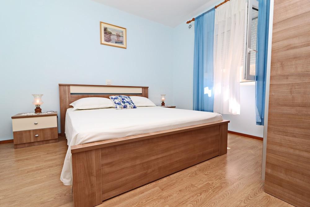 Apartments Villa Senija