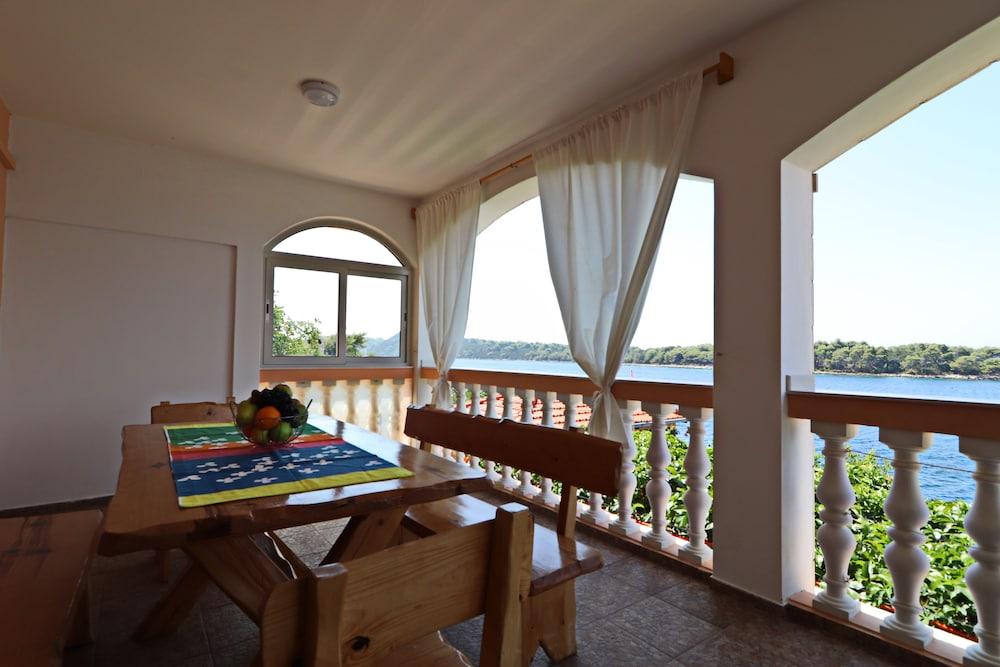 Apartments Villa Senija