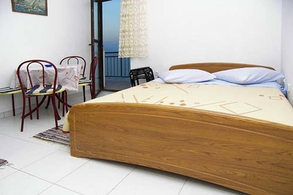 Apartments Stipica