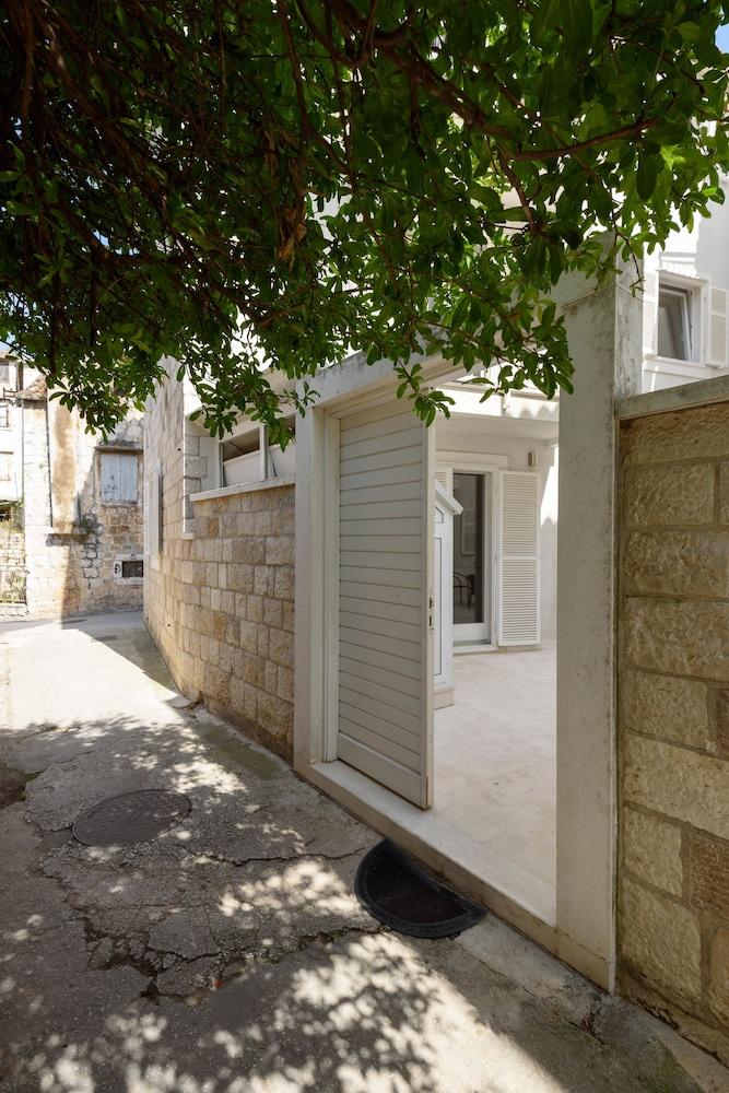 Apartments Gea Trogir