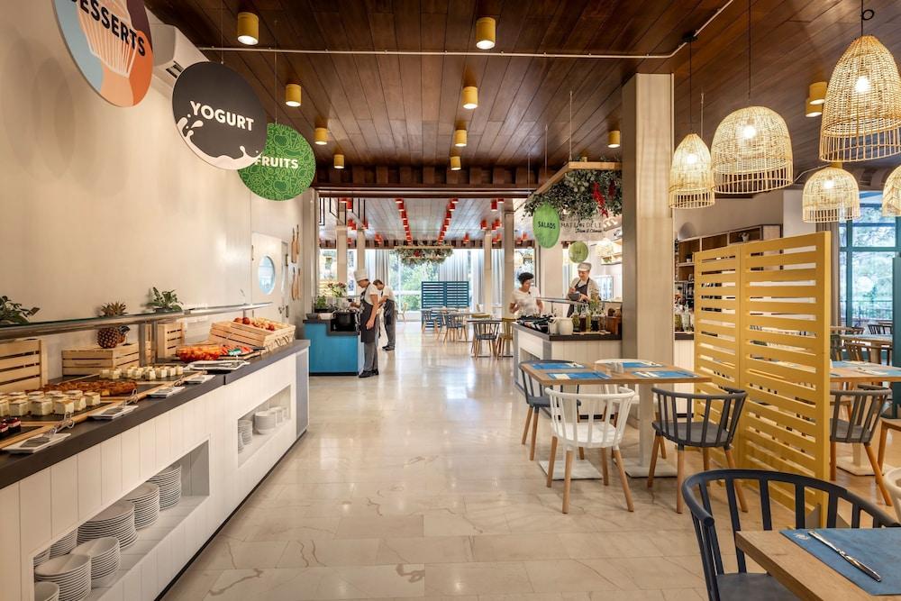 Rivijera Sunny Resort by Valamar