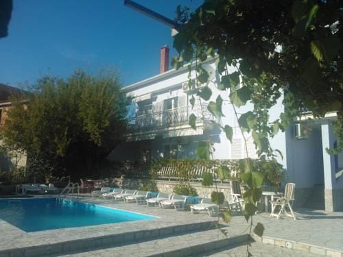 Apartments Jerine