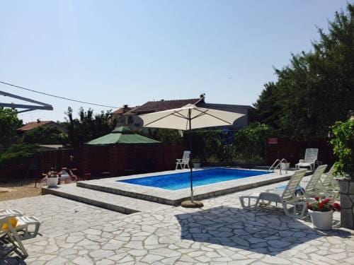 Apartments Jerine
