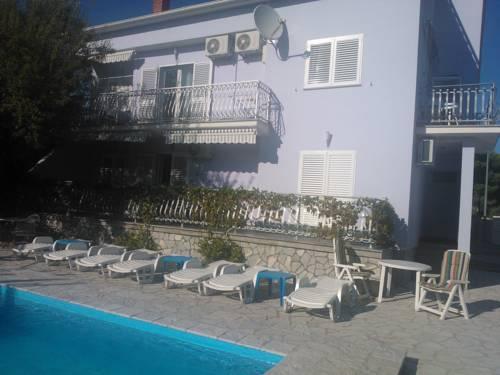 Apartments Jerine