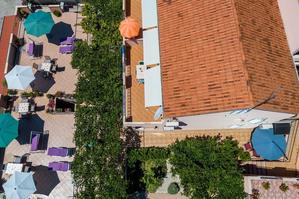 Apartments Bibijana