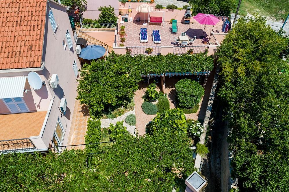 Apartments Bibijana