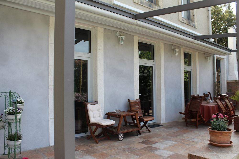 Carcas Hotes Guest House