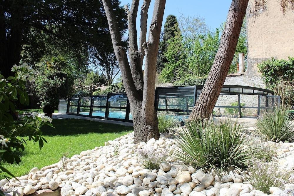 Carcas Hotes Guest House