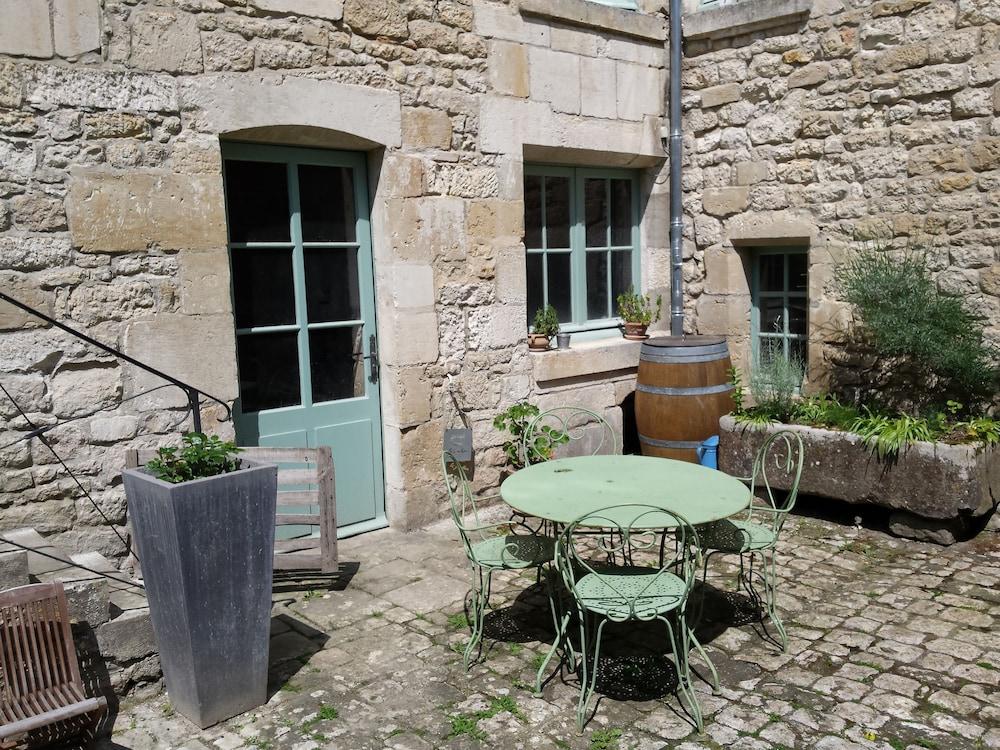 Beaux Esprits Chambres d'Hotes & Séminaires