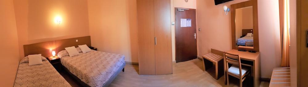 Le Dauphin Hotel & Restaurant