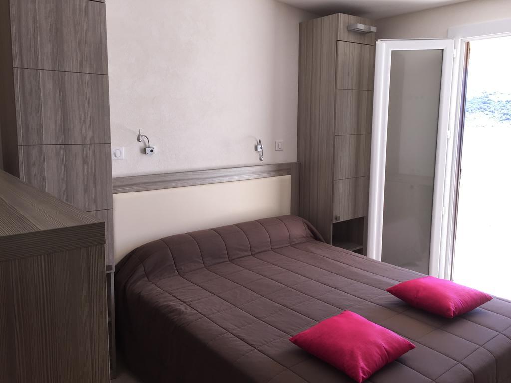 Hotel Et Residence Ta Kladia