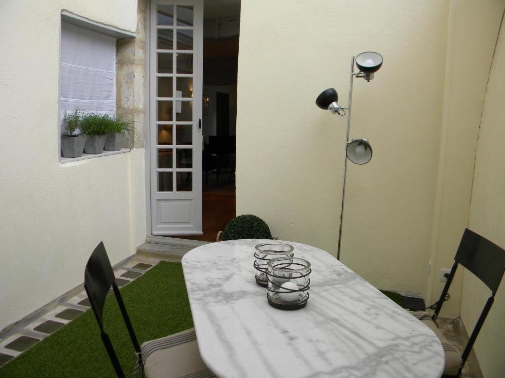 Les Charmots Apartments