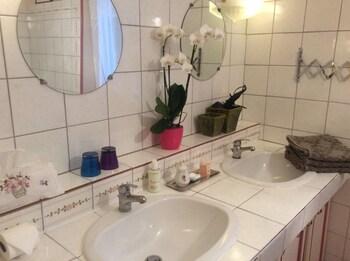Chambre d'Hotel Saint-Exupery