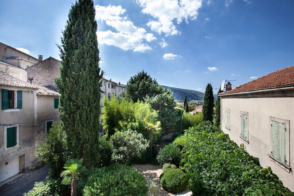 Le Clos du Buis