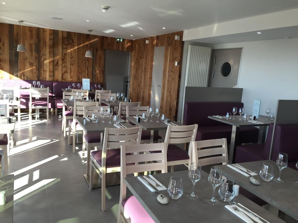 Hotel Restaurant Les Galets Bleus