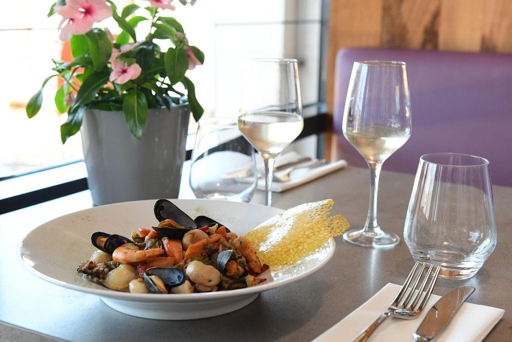 Hotel Restaurant Les Galets Bleus