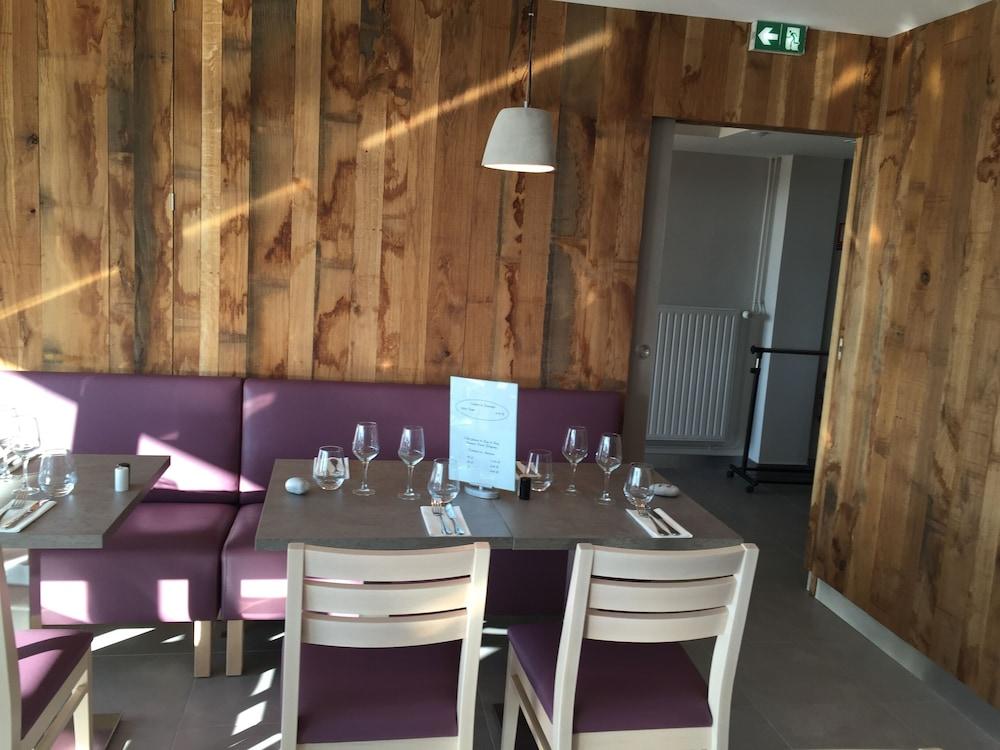 Hotel Restaurant Les Galets Bleus