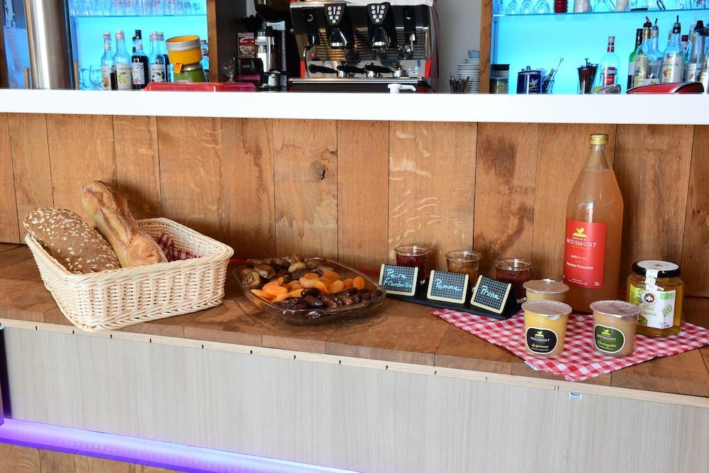 Hotel Restaurant Les Galets Bleus