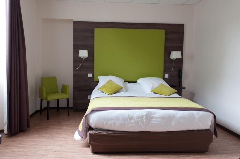 Hotel du Parc & Restaurant Rouget de Lisle
