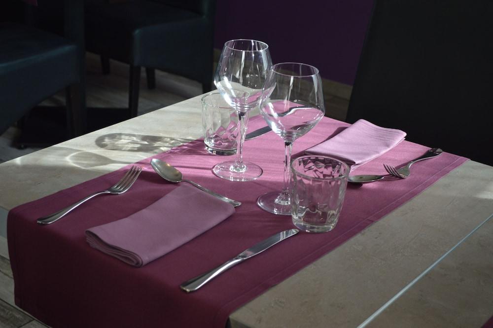 Hotel du Parc & Restaurant Rouget de Lisle