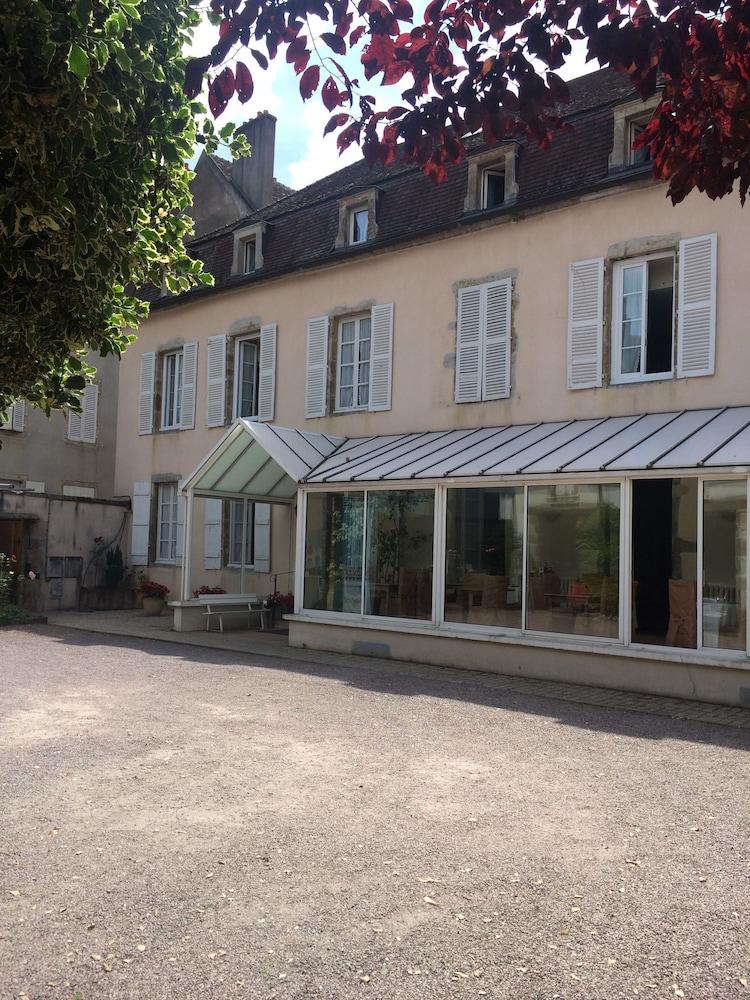 Hotel Des Cymaises