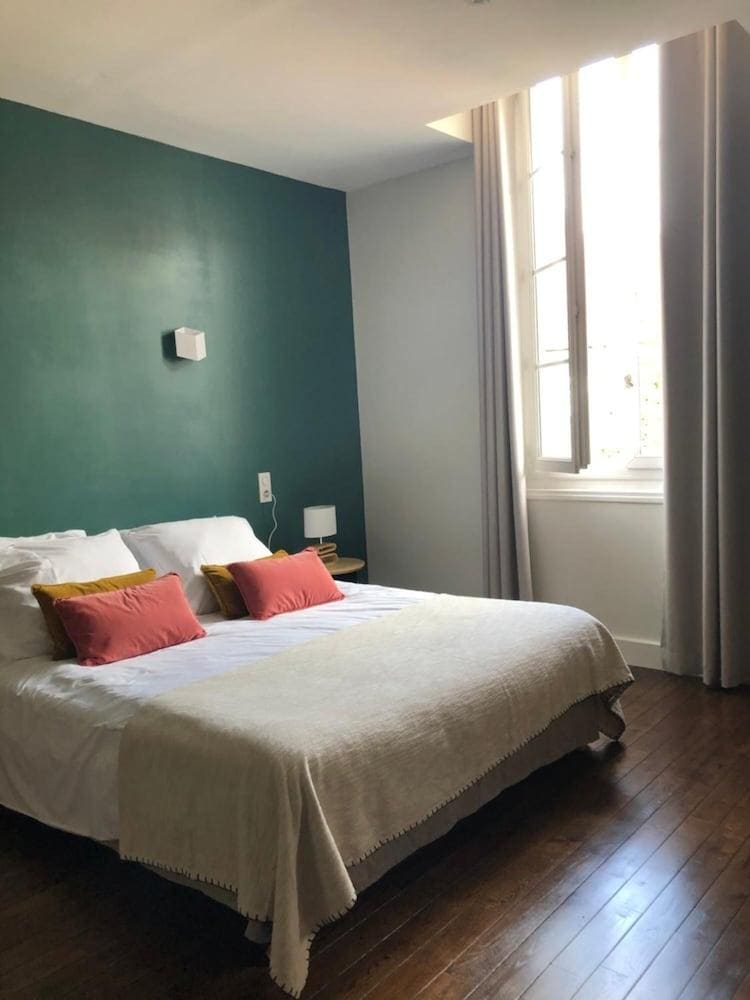Hotel Des Cymaises