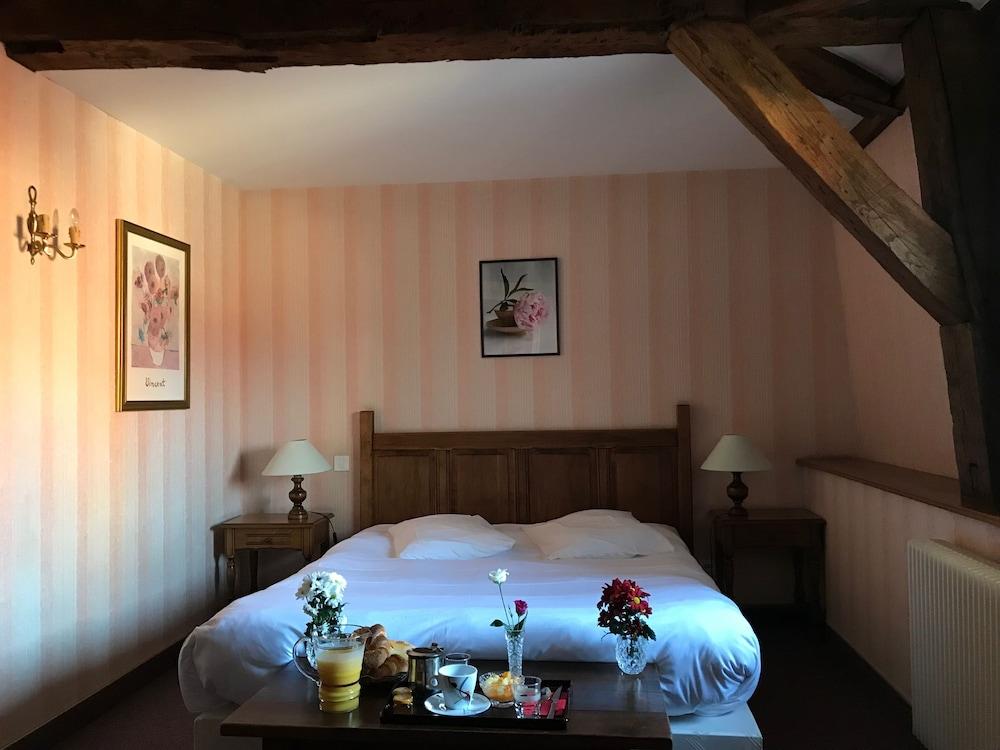 Hotel Des Cymaises