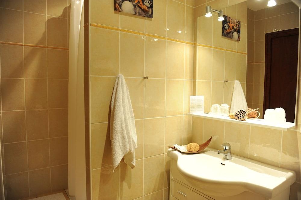 Atlantis Hotel