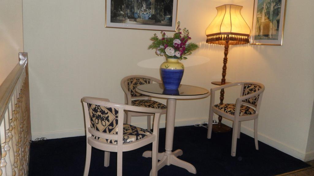 Hotel Les Portes D'Or