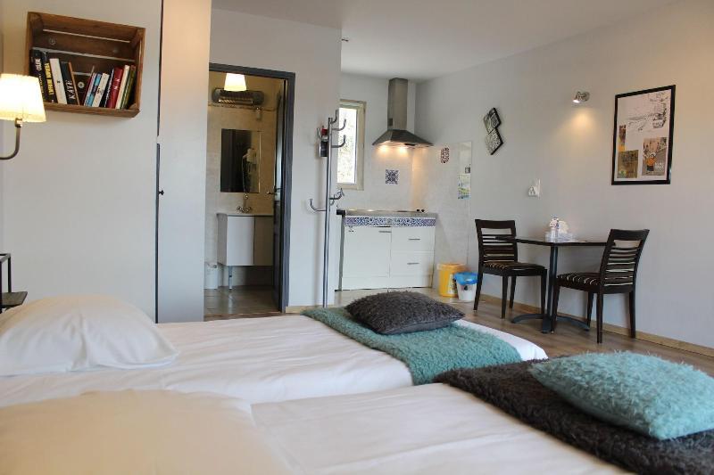 Logis Hotel Gite La Peyrade
