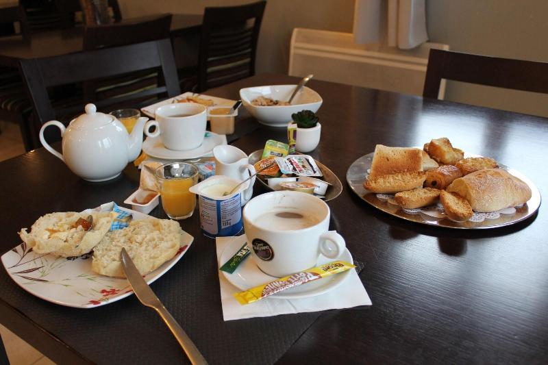 Logis Hotel Gite La Peyrade