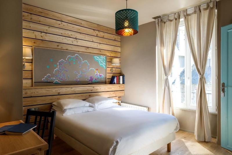 Logis Hotel de Russie