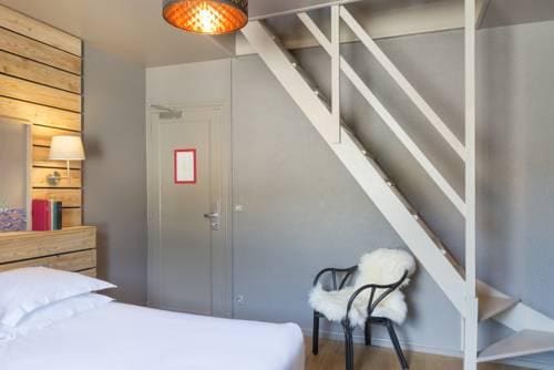 Logis Hotel de Russie