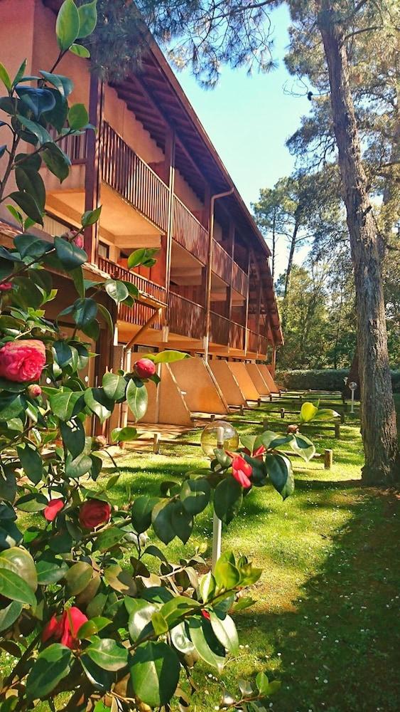 Residence Hoteliere les Acanthes